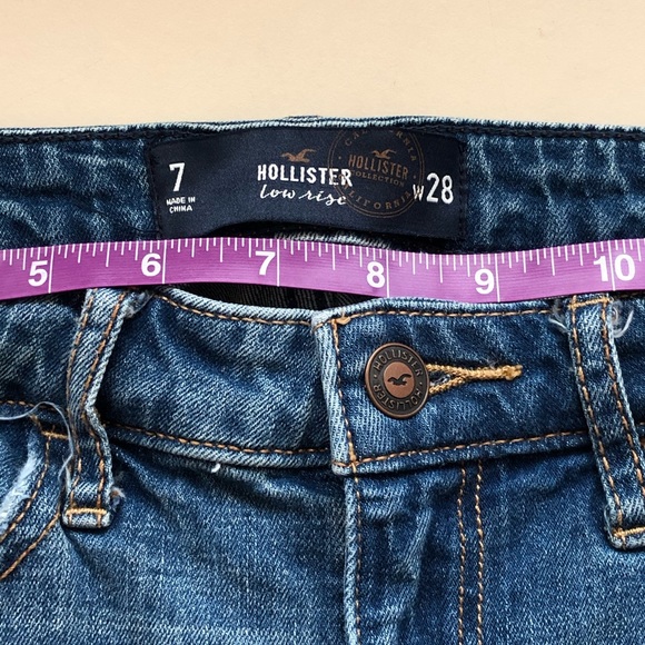 hollister low rise distressed ankle flare jeans - Picture 3 of 6